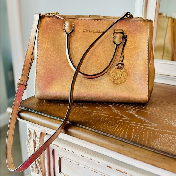 MICHAEL Michael Kors Handbags - Gold large Selma TZ Michael Kors satchel